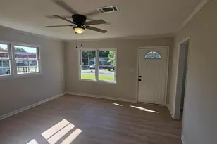 201 Sonja Dr, Warner Robins, GA 31088 - Photo 2