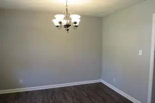 202 Springdale Dr, Warner Robins, GA 31069 - Photo 12