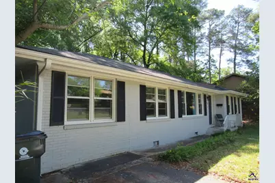 202 Springdale Drive, Warner Robins, GA 31069 - Photo 2