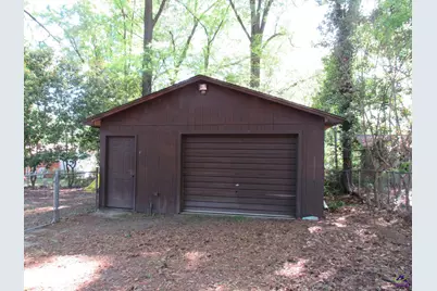 202 Springdale Drive, Warner Robins, GA 31069 - Photo 4