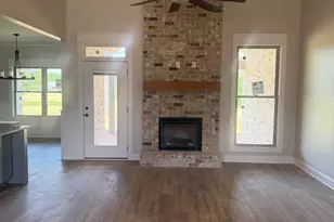 67 Camden Way, Hawkinsville, GA 31036 - Photo 2