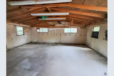 401 Forsyth Street, Barnesville, GA 30204 - Photo 24