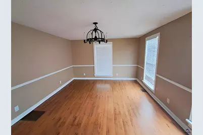 401 Forsyth Street, Barnesville, GA 30204 - Photo 8