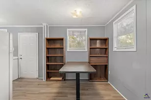 122 Dolly Dr, Jeffersonville, GA 31044 - Photo 8