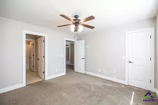 61 Peregrine, Byron, GA 31008 - Photo 32