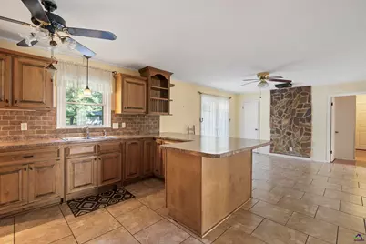 894 Chapman Drive, Macon, GA 31211 - Photo 8