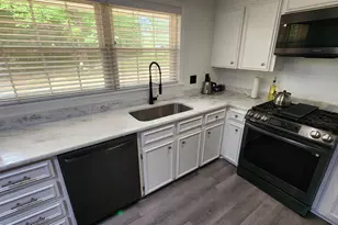 101 Robinhood Dr, Warner Robins, GA 31088 - Photo 24
