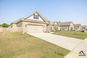 128 Woodwinds Ct, Kathleen, GA 31047 - Photo 2