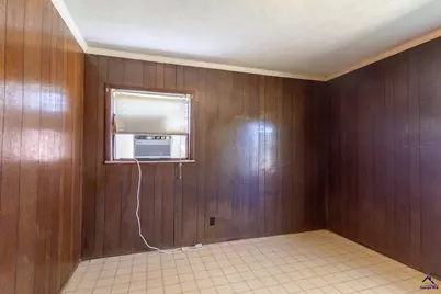 347 Peavy Road, Unadilla, GA 31091 - Photo 8