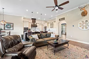 454 Eli Way, Byron, GA 31008 - Photo 6