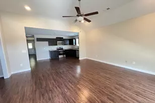 126 Jaybee, Warner Robins, GA 31088 - Photo 2