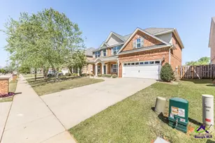 105 Regency Ct, Warner Robins, GA 31088 - Photo 2