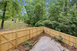 1320 Briarcliff Rd, Macon, GA 31211 - Photo 10