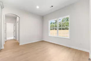 304 Baxter Dr, Kathleen, GA 31047 - Photo 10