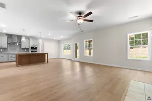 304 Baxter Dr, Kathleen, GA 31047 - Photo 4