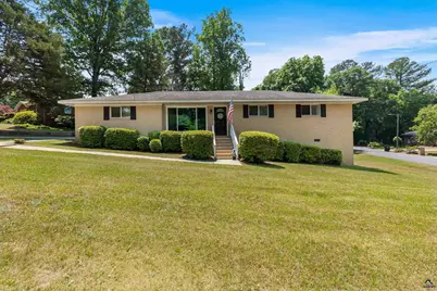 202 Woodland Drive, Warner Robins, GA 31088 - Photo 1