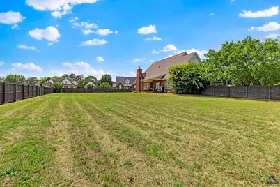 218 Knob Hill Drive, Warner Robins, GA 31088 - Photo 32