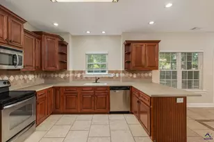 419 Morgan Ranch Cir, Bonaire, GA 31005 - Photo 8