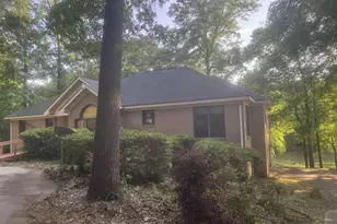 411 Wexford Cir, Bonaire, GA 31005 - Photo 2