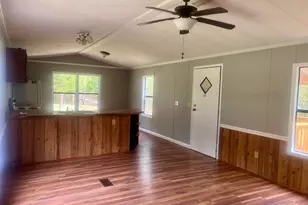 371 Buchanan Rd, Eastman, GA 31023 - Photo 16