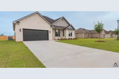 206 Farmland Circle, Perry, GA 31069 - Photo 2