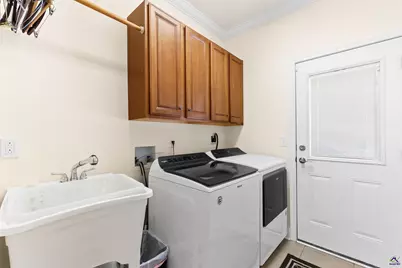 154 Fairway Oaks Drive, Perry, GA 31069 - Photo 38
