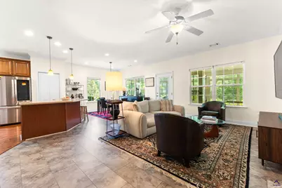 154 Fairway Oaks Drive, Perry, GA 31069 - Photo 12
