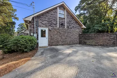 108 Chantilly Drive, Warner Robins, GA 31088 - Photo 4