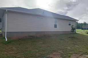 152 Long Pine Circle, East Dublin, GA 31027 - Photo 6