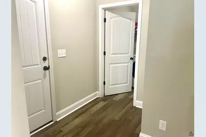107 Jaybee Drive, Warner Robins, GA 31088 - Photo 8