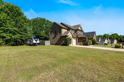 132 Concord Ridge, Warner Robins, GA 31093 - Photo 2