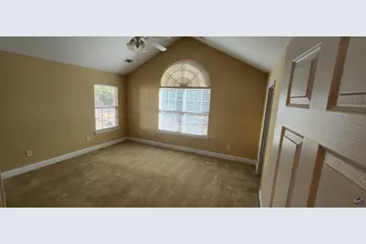 402 Nandina Court, Warner Robins, GA 31088 - Photo 12