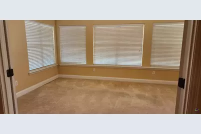402 Nandina Court, Warner Robins, GA 31088 - Photo 4