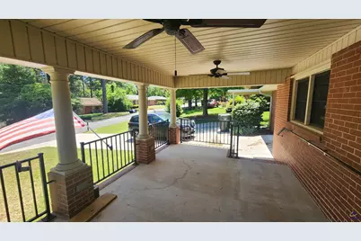 203 Springdale Drive, Warner Robins, GA 31088 - Photo 4