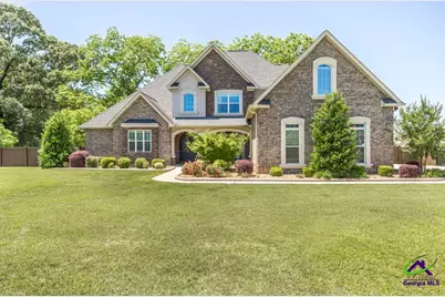 222 Stacy Lane, Warner Robins, GA 31088 - Photo 1