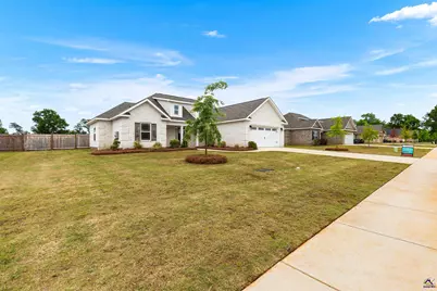 241 Overton Drive, Perry, GA 31069 - Photo 4