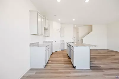 1007 Homestead Drive, Macon, GA 31216 - Photo 6