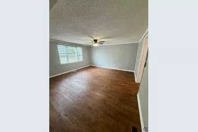666 Woolfolk Street, Macon, GA 31217 - Photo 8