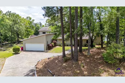 6868 Lesie Lane, Macon, GA 31220 - Photo 2