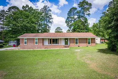 30 Daniel Street, Hawkinsville, GA 31036 - Photo 1