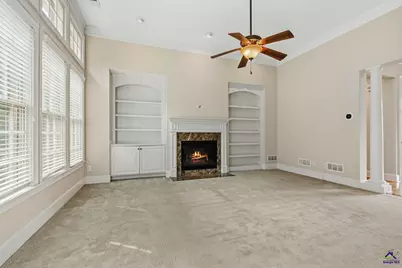 1032 SW Willowood Lane, Atlanta, GA 30331 - Photo 10