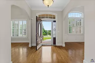1032 SW Willowood Ln, Atlanta, GA 30331 - Photo 6