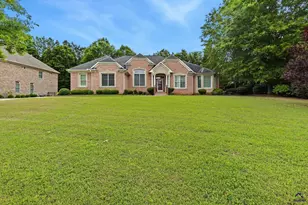 1032 SW Willowood Ln, Atlanta, GA 30331 - Photo 2