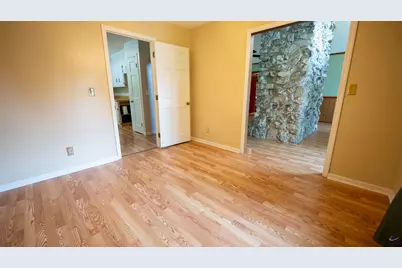 121 Robert Drive, Cochran, GA 31014 - Photo 8