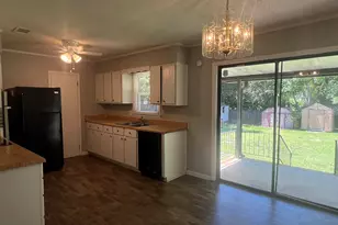 211 Laverne Dr, Warner Robins, GA 31088 - Photo 10
