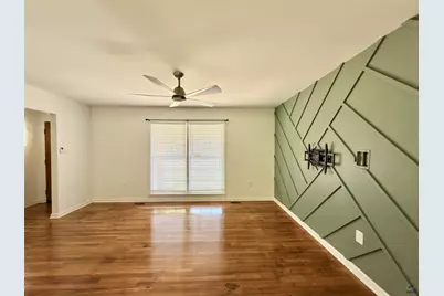 214 Meadowridge Drive, Warner Robins, GA 31093 - Photo 8