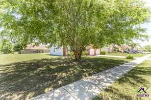 101 Shady Bank Ln, Byron, GA 31008 - Photo 4