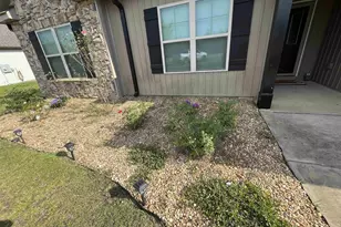 605 Charlestown Wy, Bonaire, GA 31005 - Photo 2