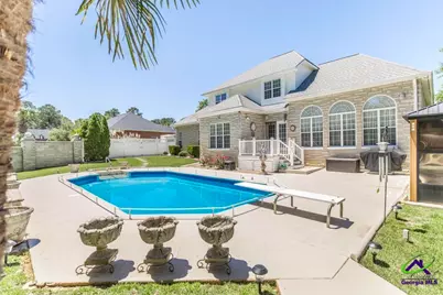 219 Royal Crest Circle, Kathleen, GA 31047 - Photo 4