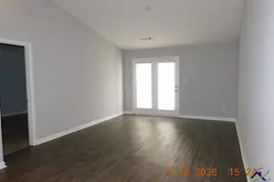 122 Kingston Village Dr, Perry, GA 31069 - Photo 2